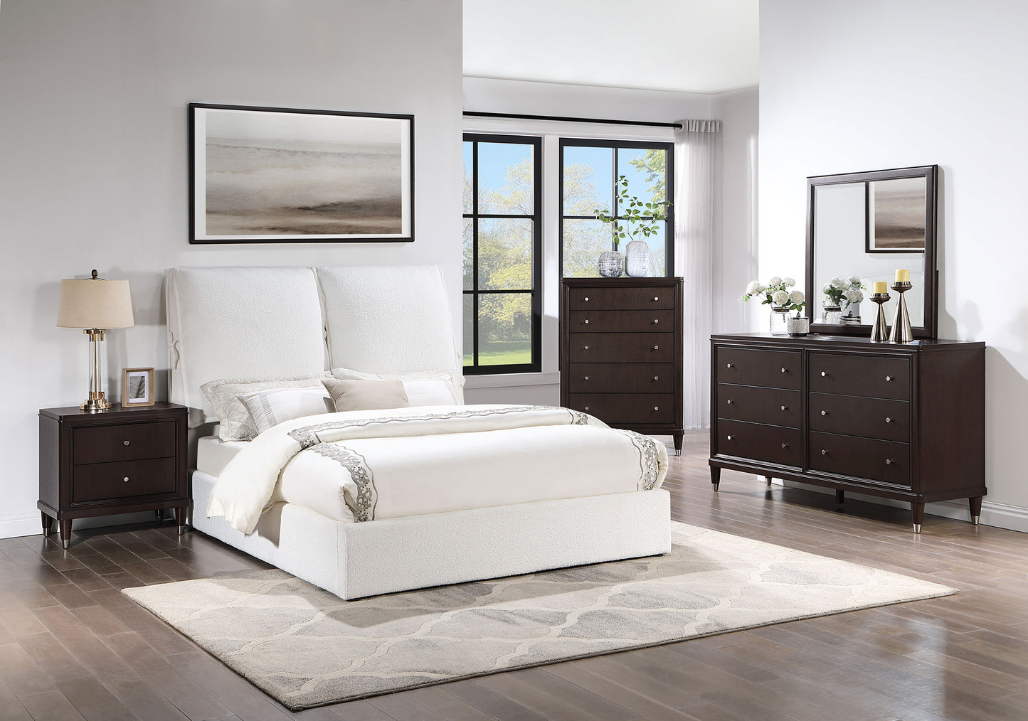 Gwendoline Upholstered Queen Panel Bed White